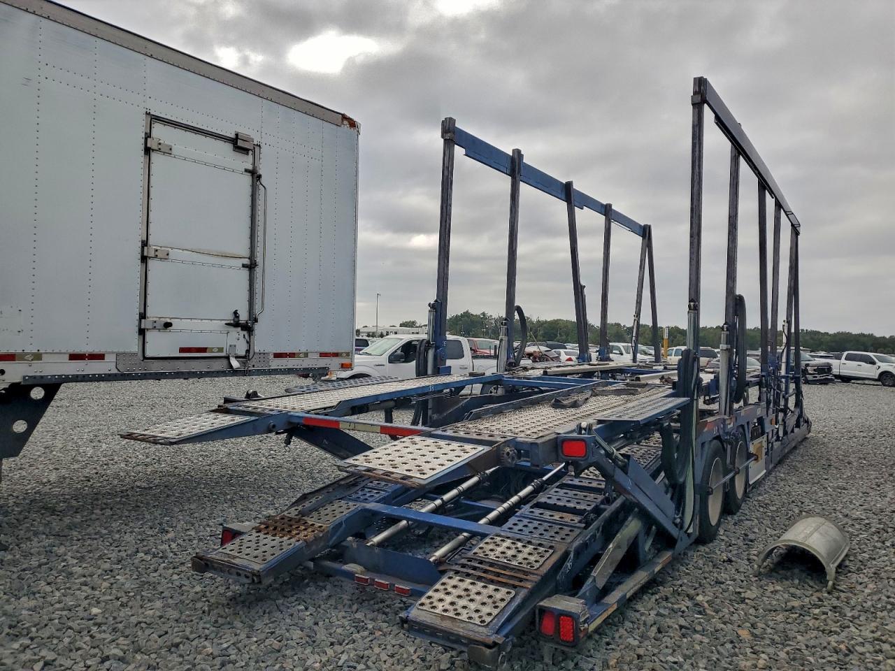 Continental Car 14  Cargo Image 3