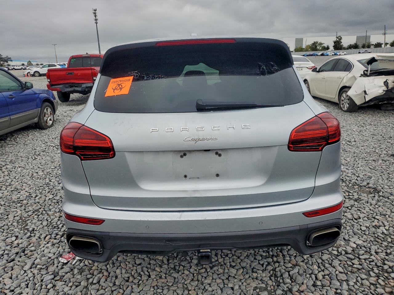 Porsche Cayenne Image 4