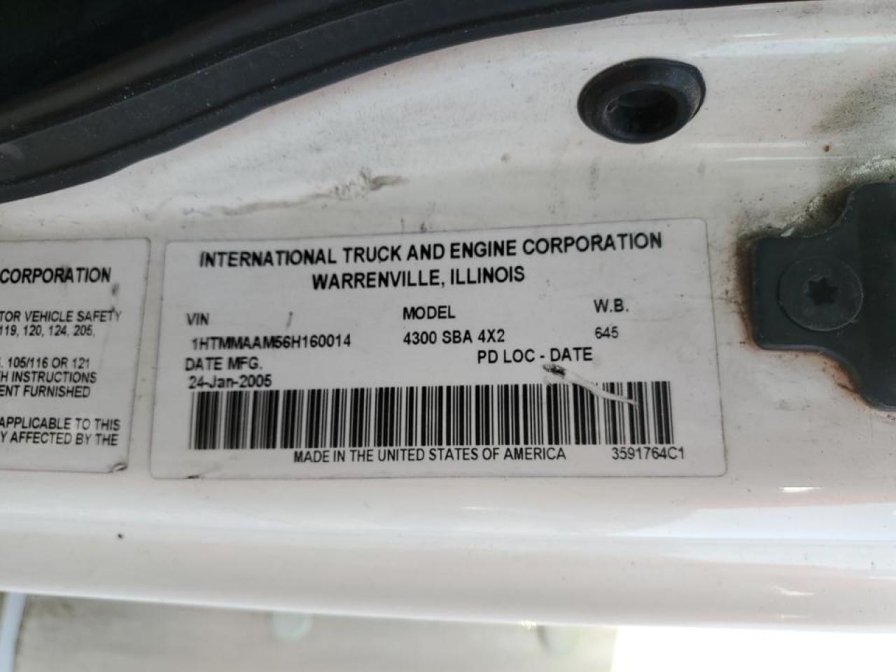 International 4300 4300 Image 8