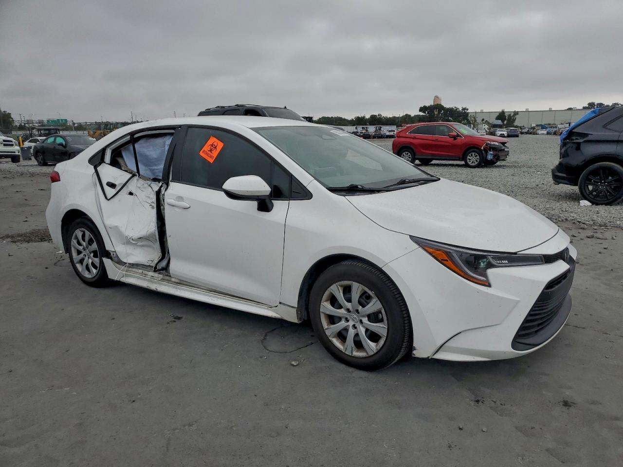 Toyota Corolla Le Image 3