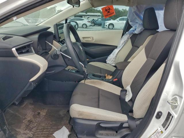 Toyota Corolla Le Image 9