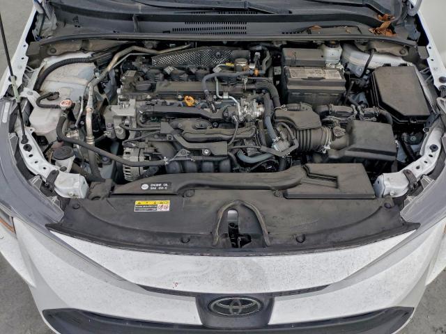 Toyota Corolla Le Image 10