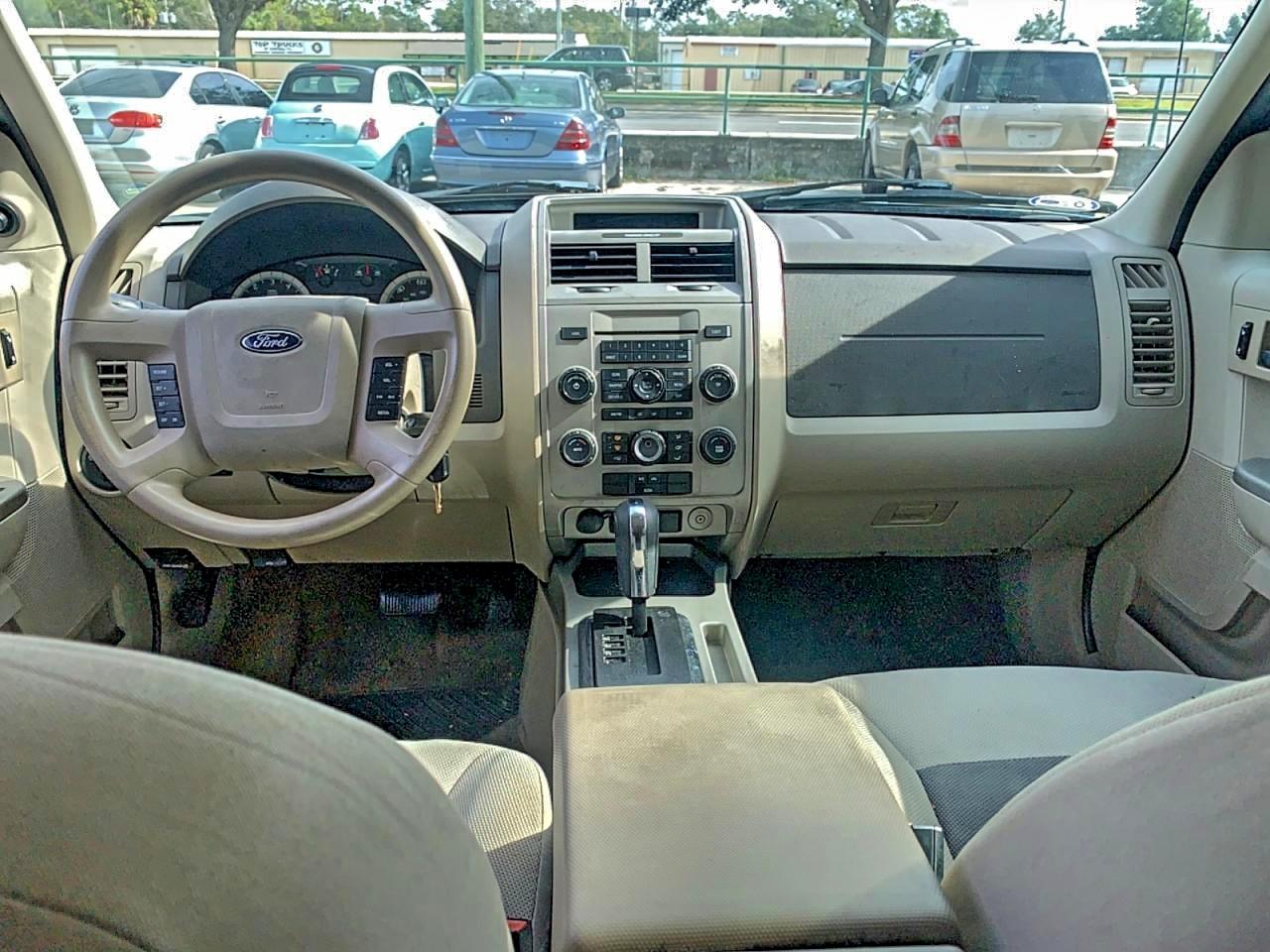 Ford Escape Hev Image 10