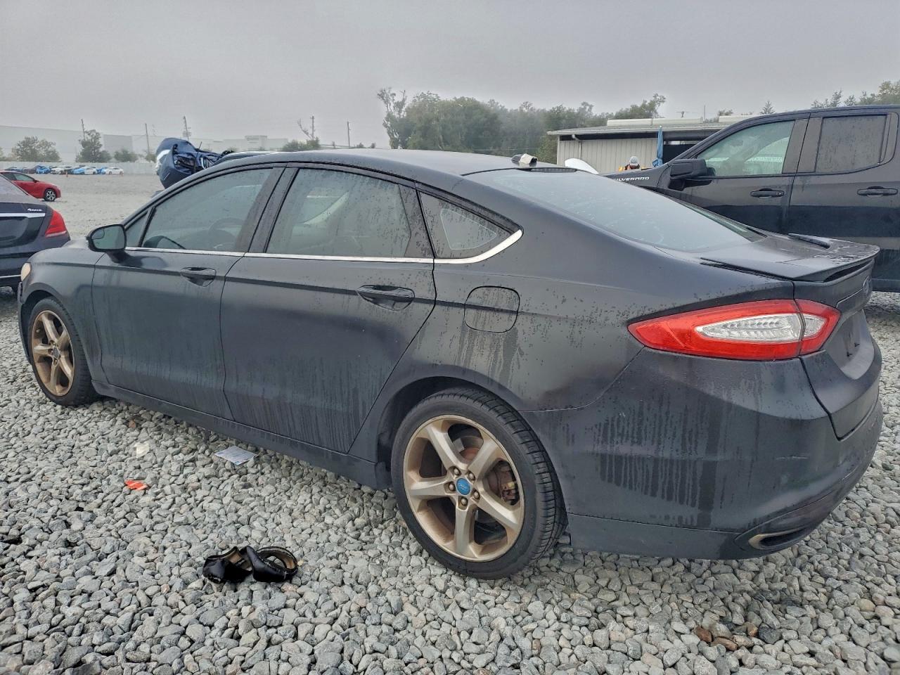 Ford Fusion Se Image 2