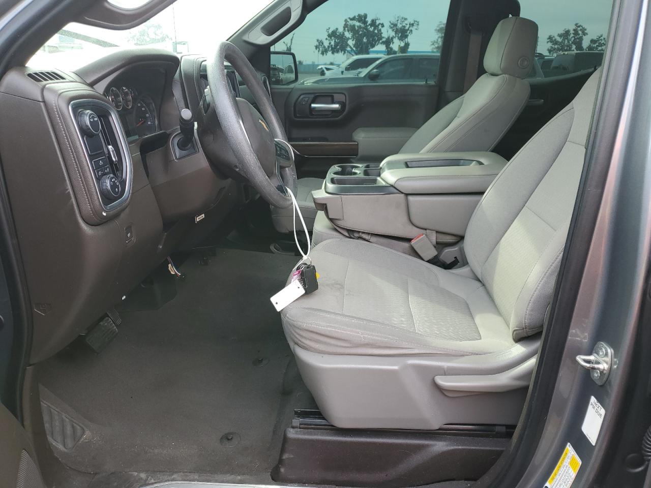 Chevrolet Silverado C1500 Lt Image 9