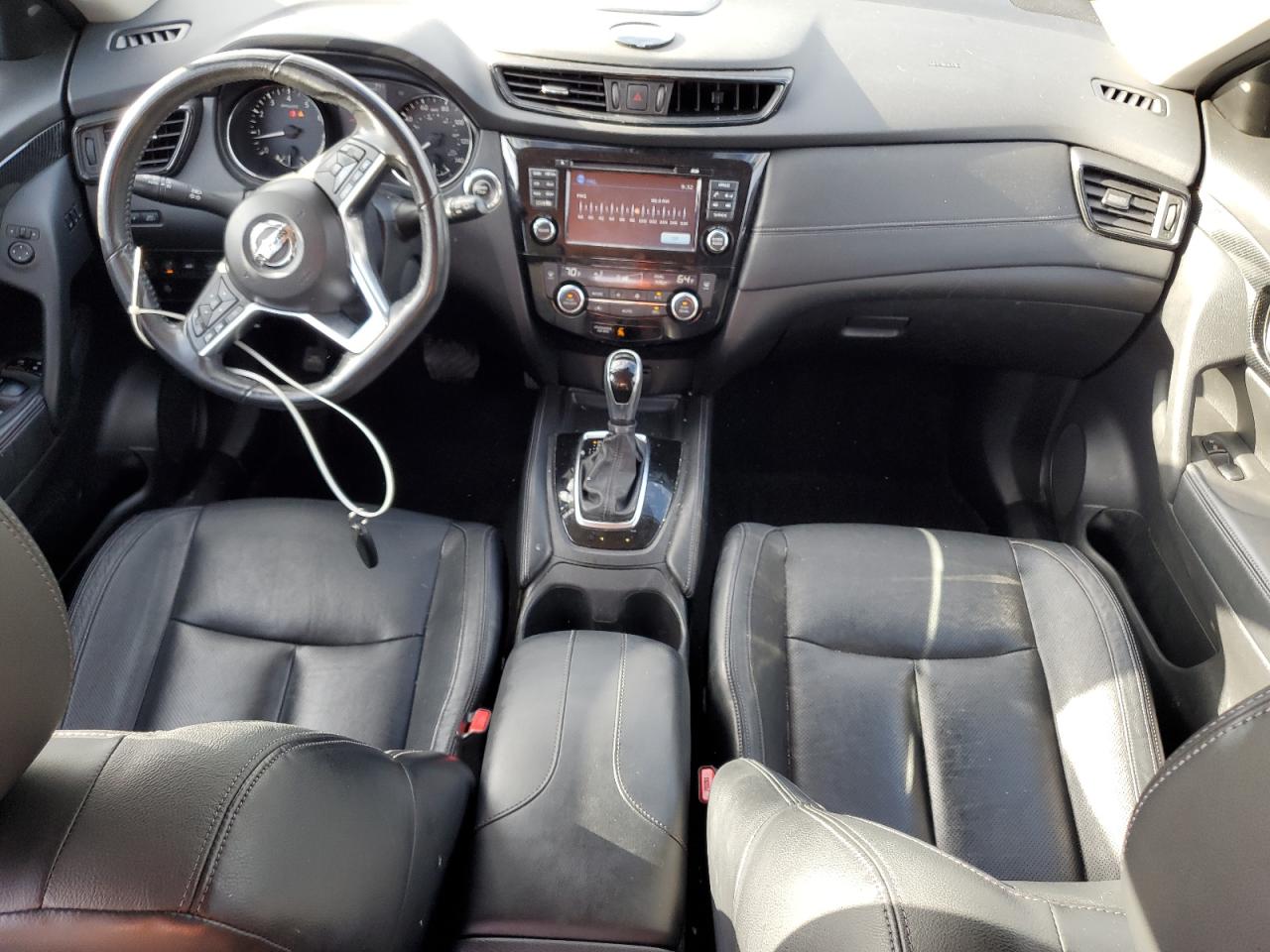 Nissan Rogue S Image 6
