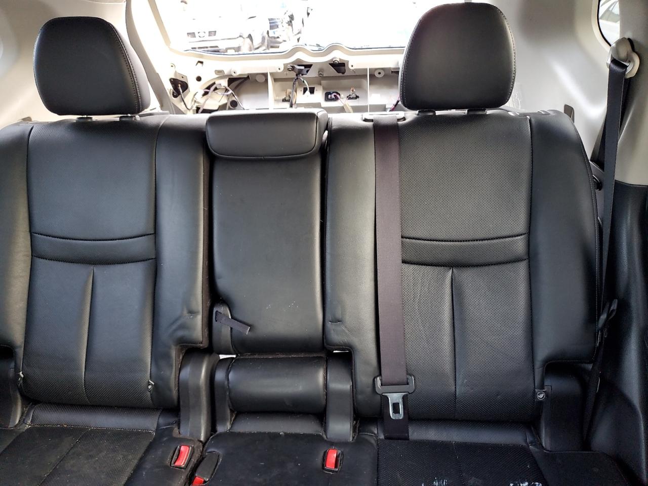 Nissan Rogue S Image 9