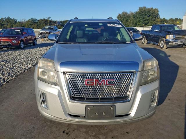 GMC Terrain Denali Image 12