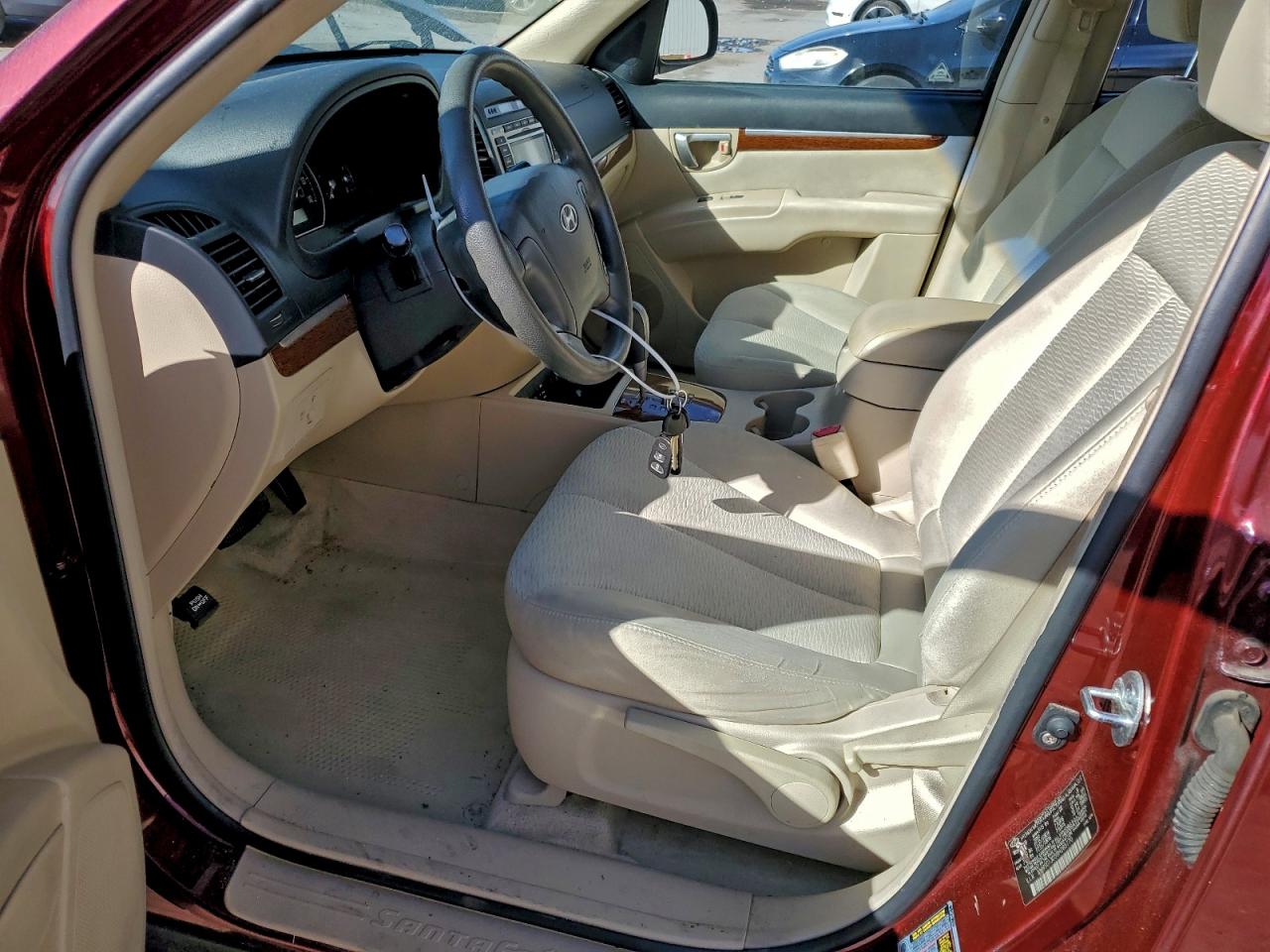 Hyundai SANTA FE Gls Image 12