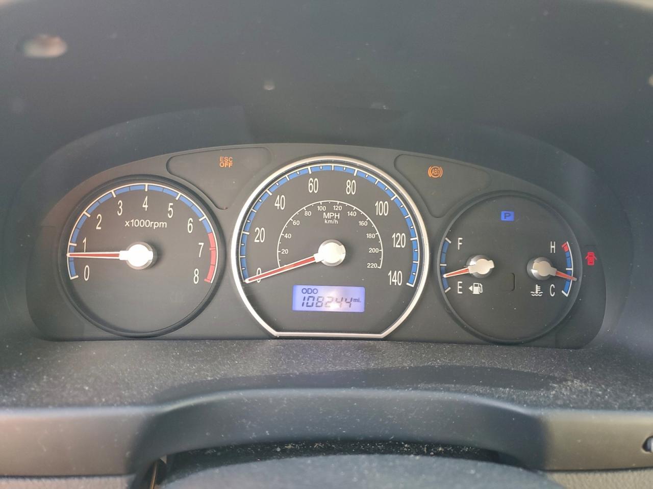 Hyundai SANTA FE Gls Image 9