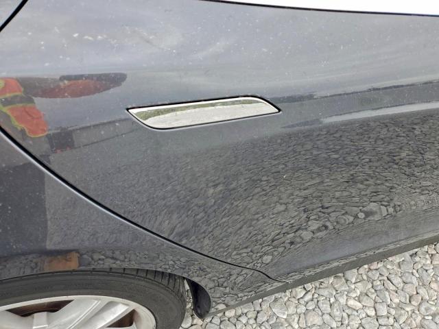 Tesla Model S 85 Image 10