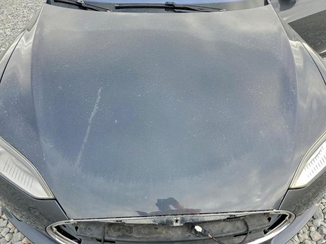Tesla Model S 85 Image 6