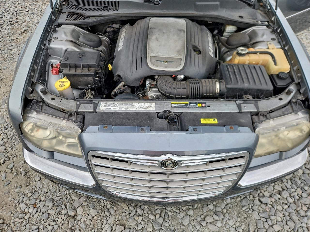 Chrysler 300 Image 7