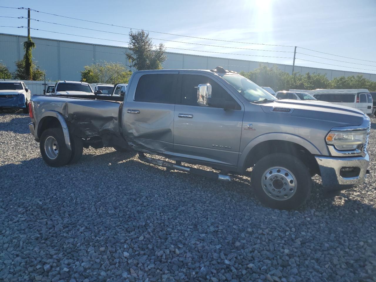 Ram 3500 Laramie Image 6