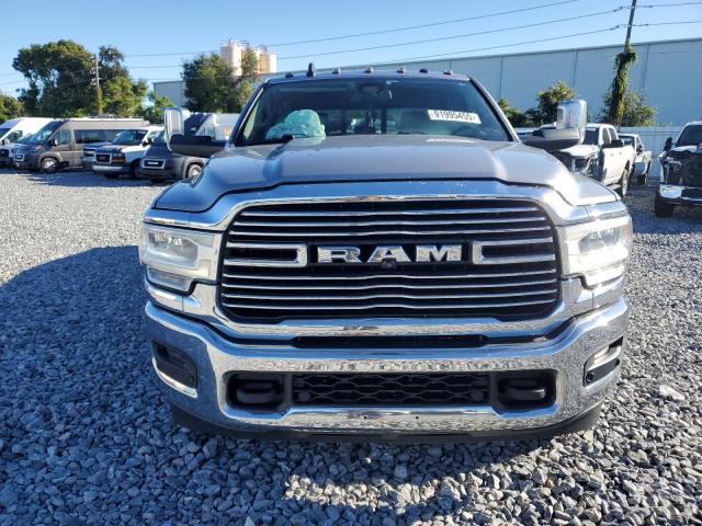 Ram 3500 Laramie Image 4