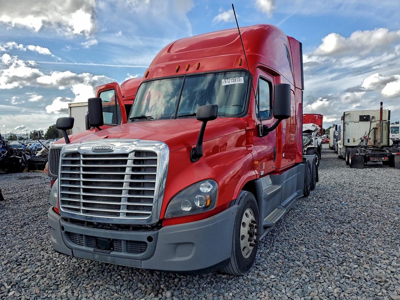 Freightliner Cascadia 1 Image 2