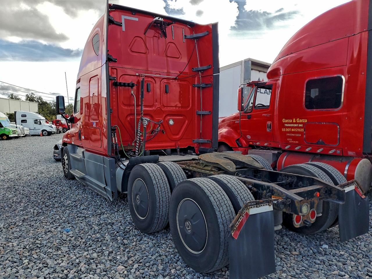 Freightliner Cascadia 1 Image 3