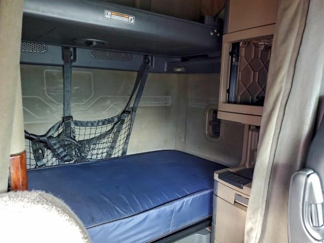 Freightliner Cascadia 1 Image 10