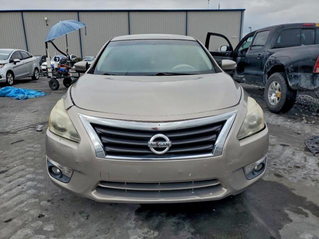 Nissan Altima 2.5 Image 5