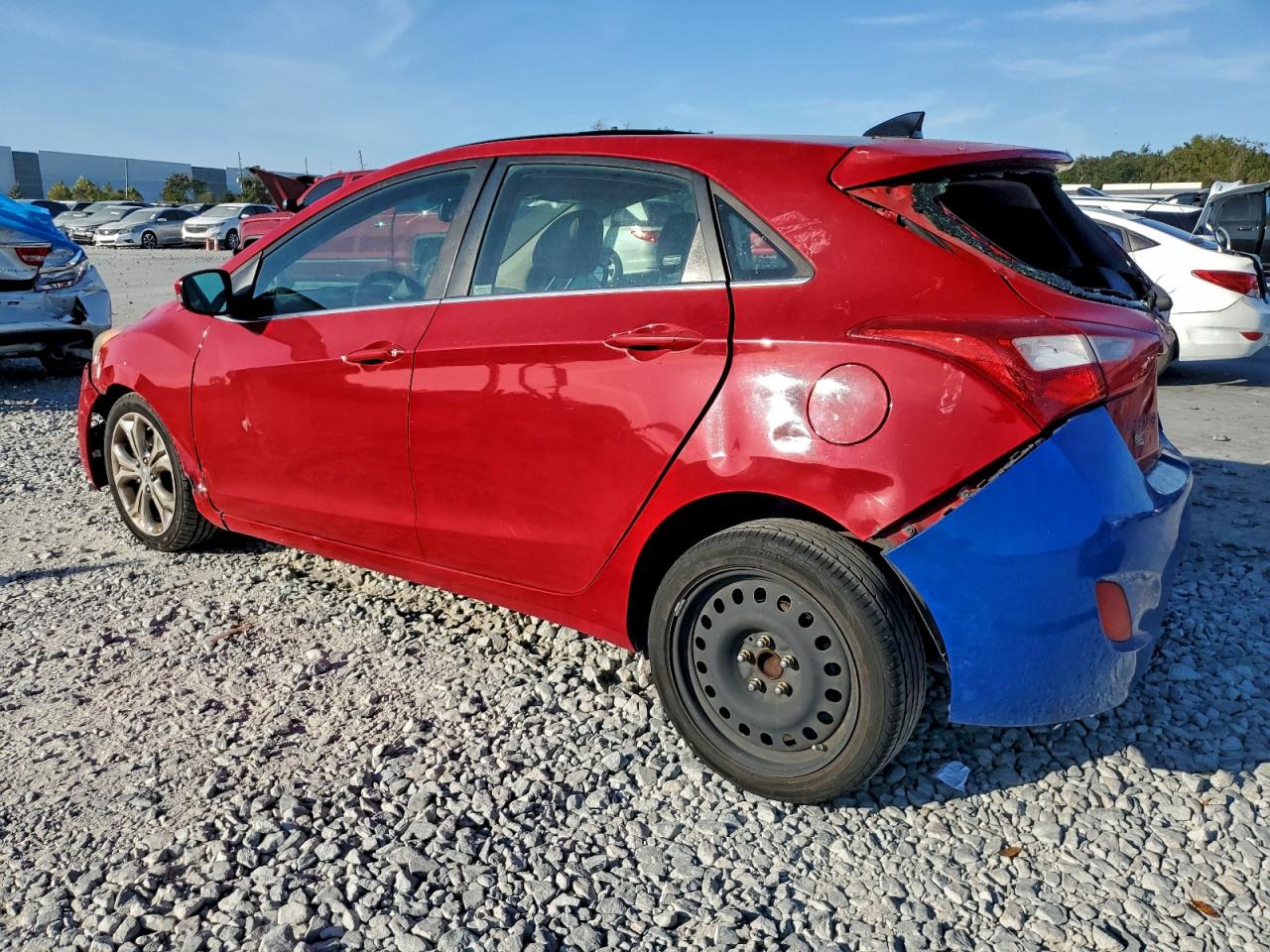 Hyundai ELANTRA Image 7