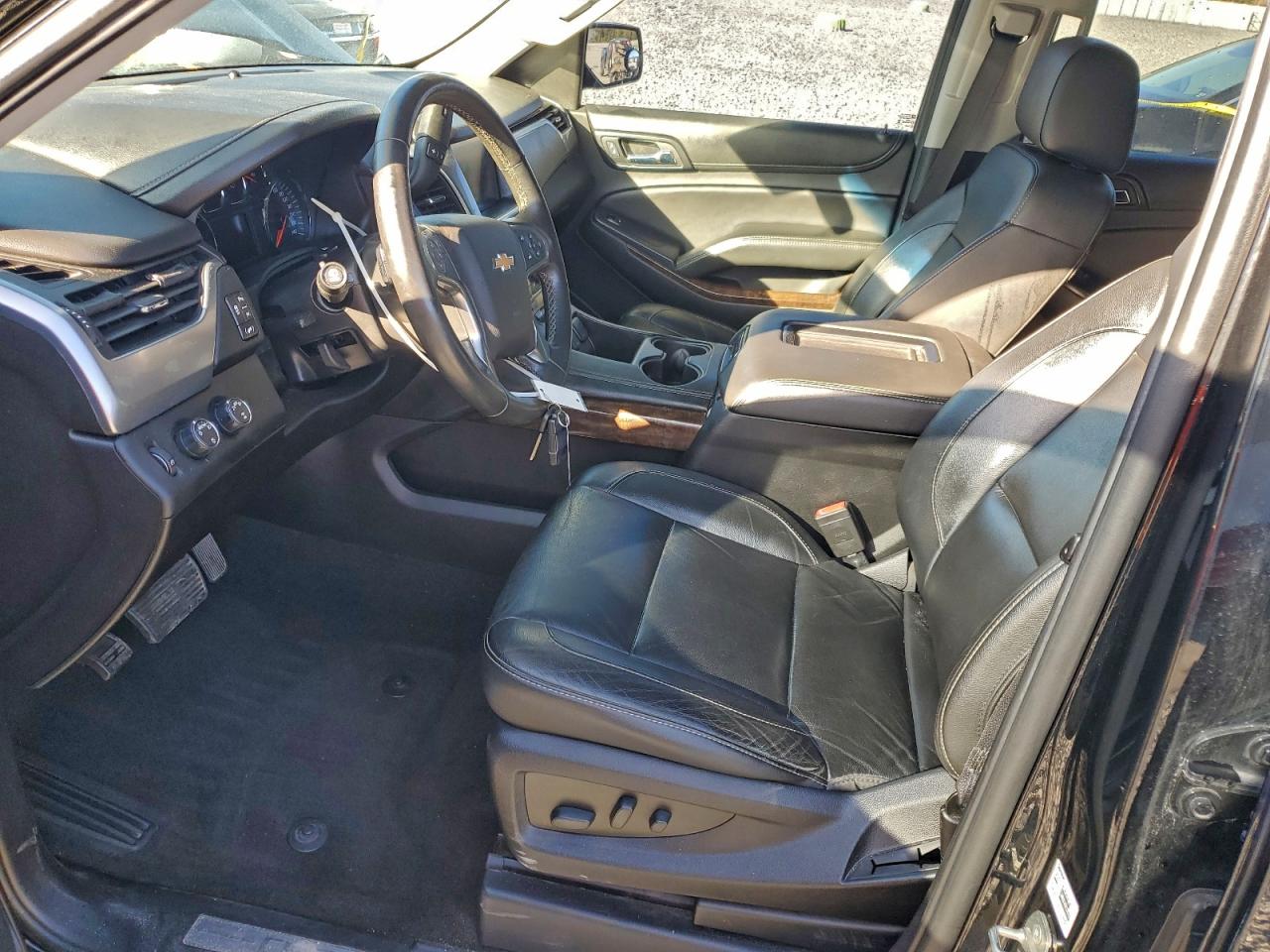 Chevrolet Suburban K1500 Lt Image 8