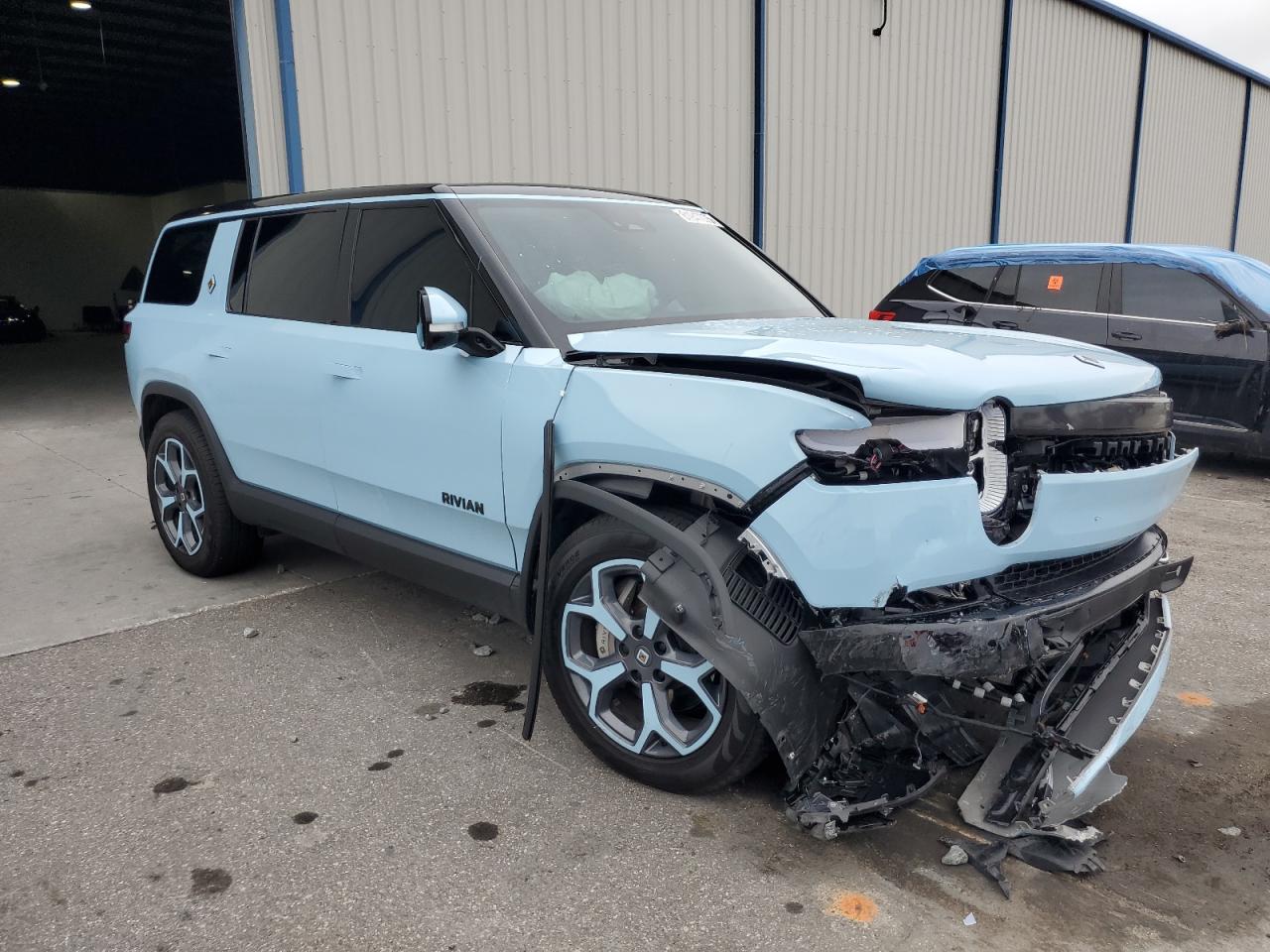 Rivian Ris Adventure Image 11