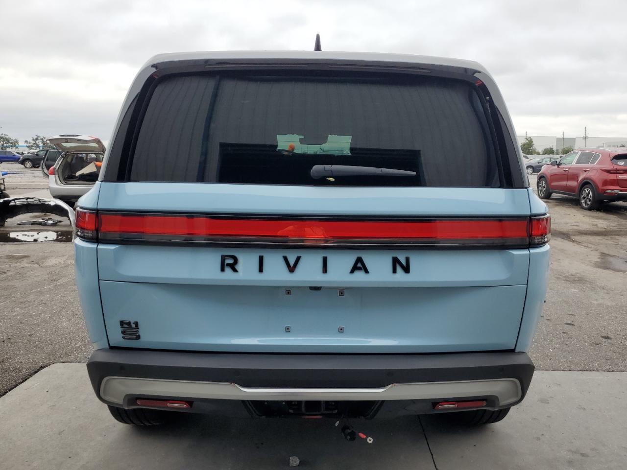 Rivian Ris Adventure Image 12
