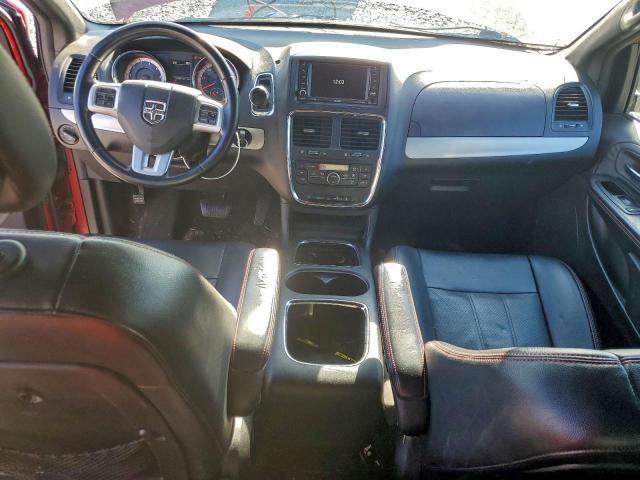 Dodge Caravan R/t Image 7