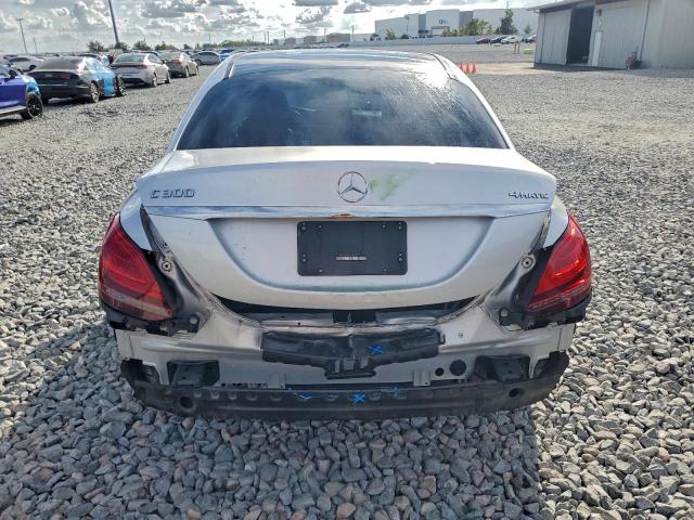 Mercedes-Benz C-Class 300 4matic Image 6