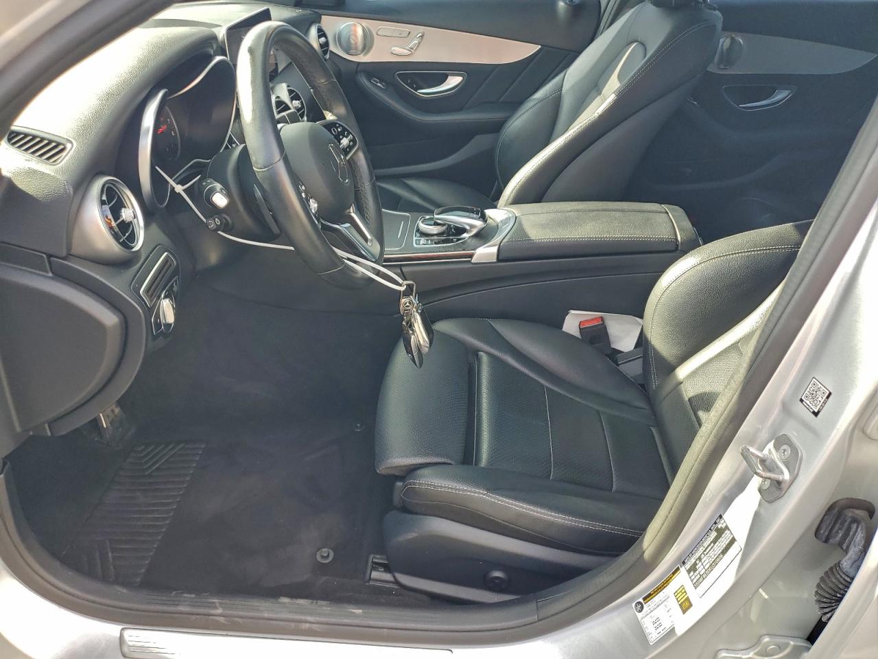 Mercedes-Benz C-Class 300 4matic Image 12