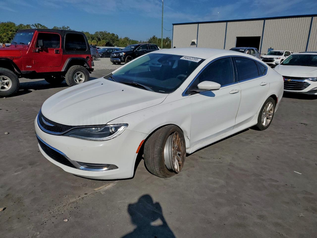 Chrysler 200 Limited Image 1