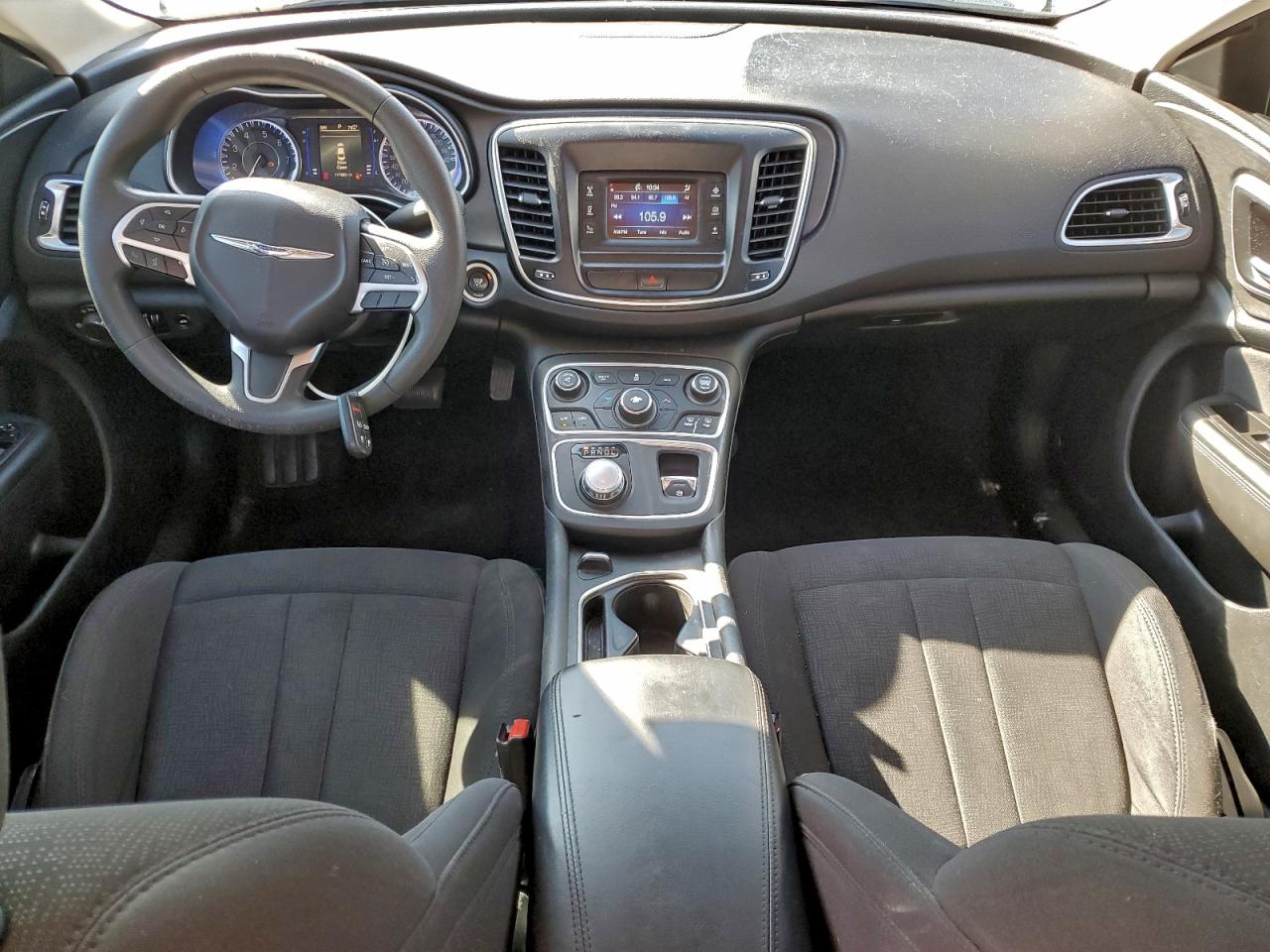 Chrysler 200 Limited Image 5