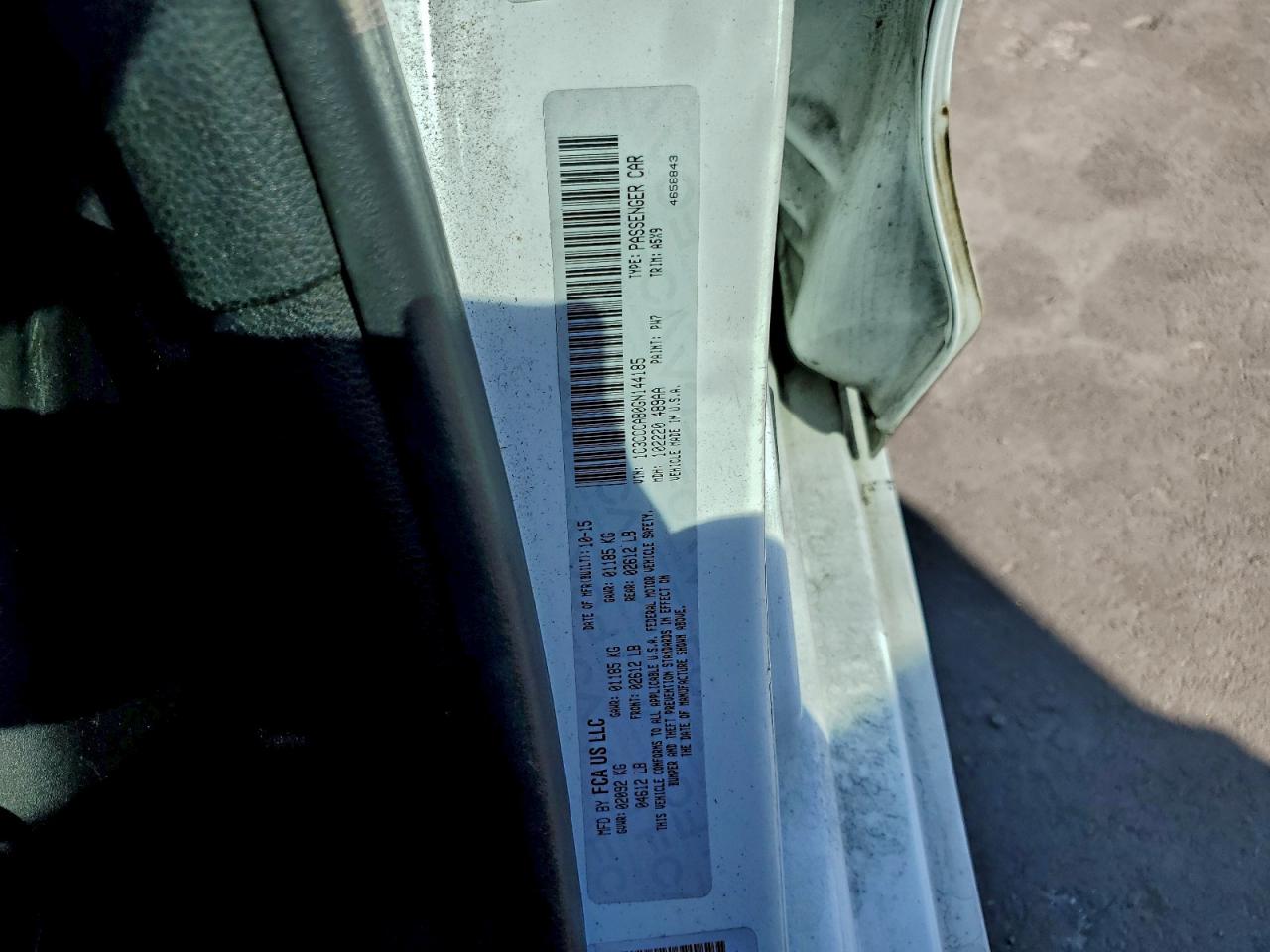 Chrysler 200 Limited Image 6