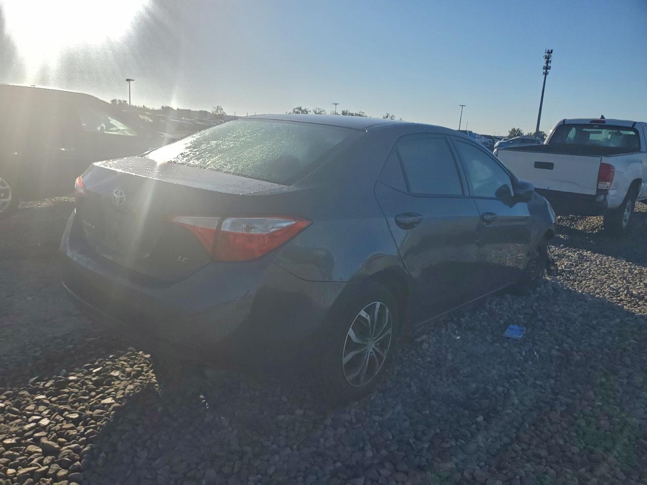 Toyota Corolla L Image 13