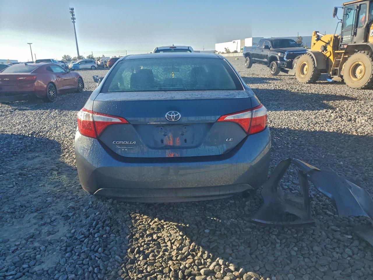 Toyota Corolla L Image 8