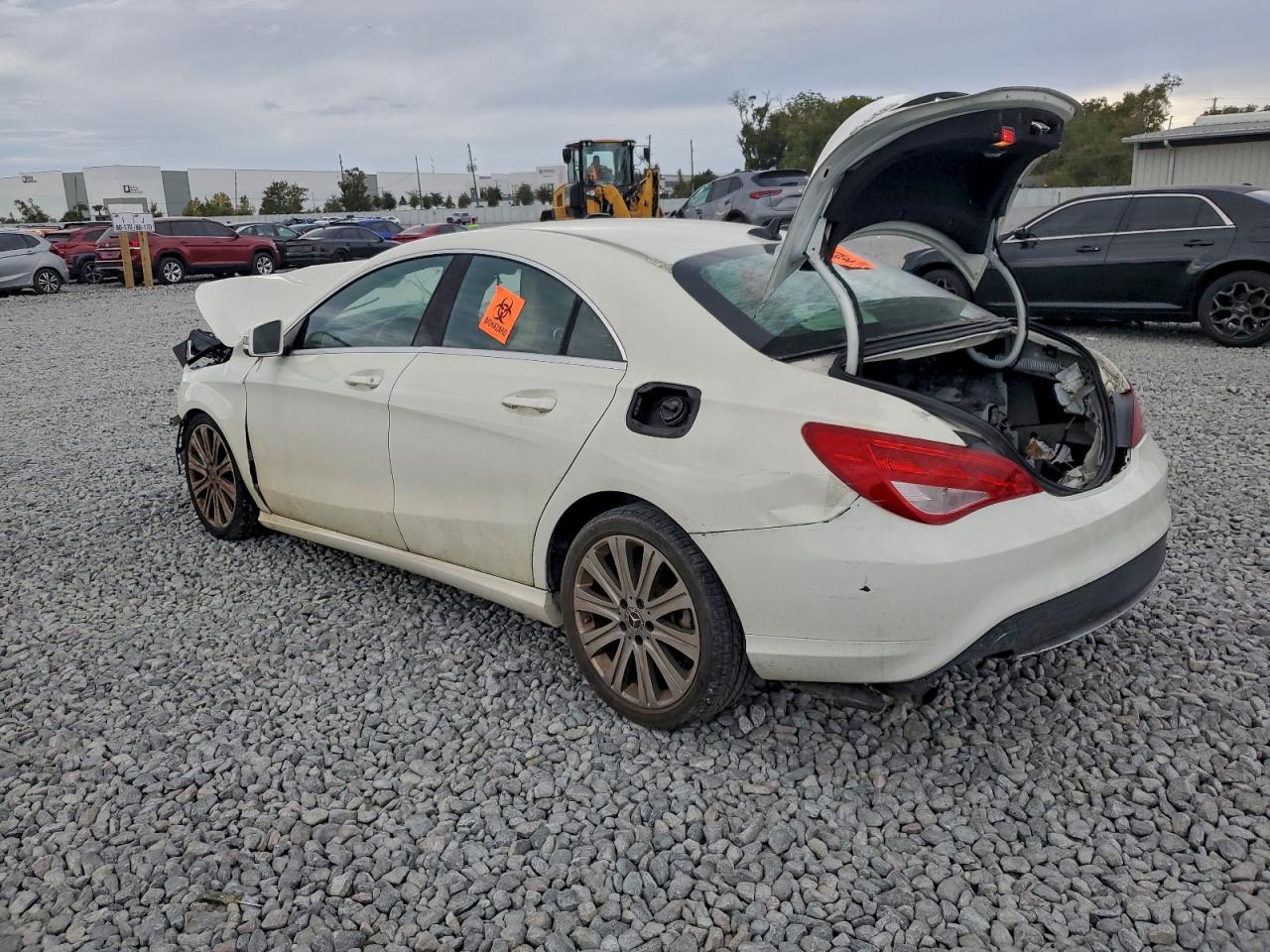 Mercedes-Benz Cla-class 250 Image 8