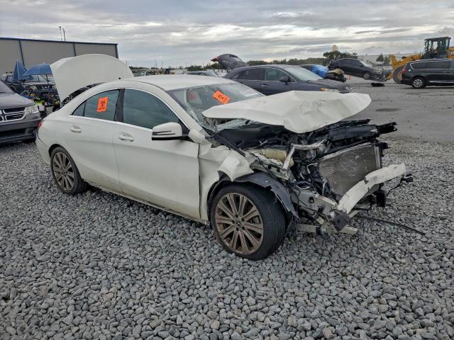 Mercedes-Benz Cla-class 250 Image 3