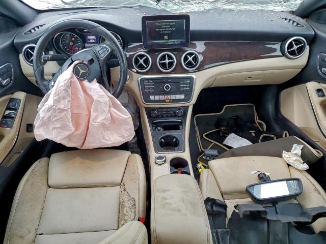 Mercedes-Benz Cla-class 250 Image 12