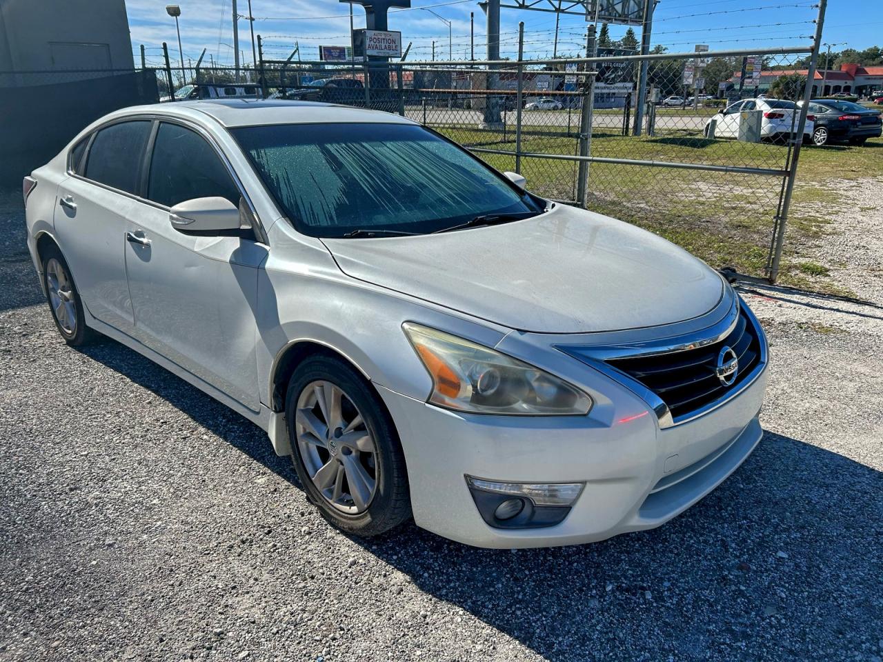 Nissan Altima 2.5 Image 1