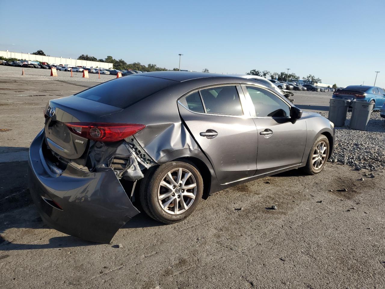 Mazda 3 Sport Image 2