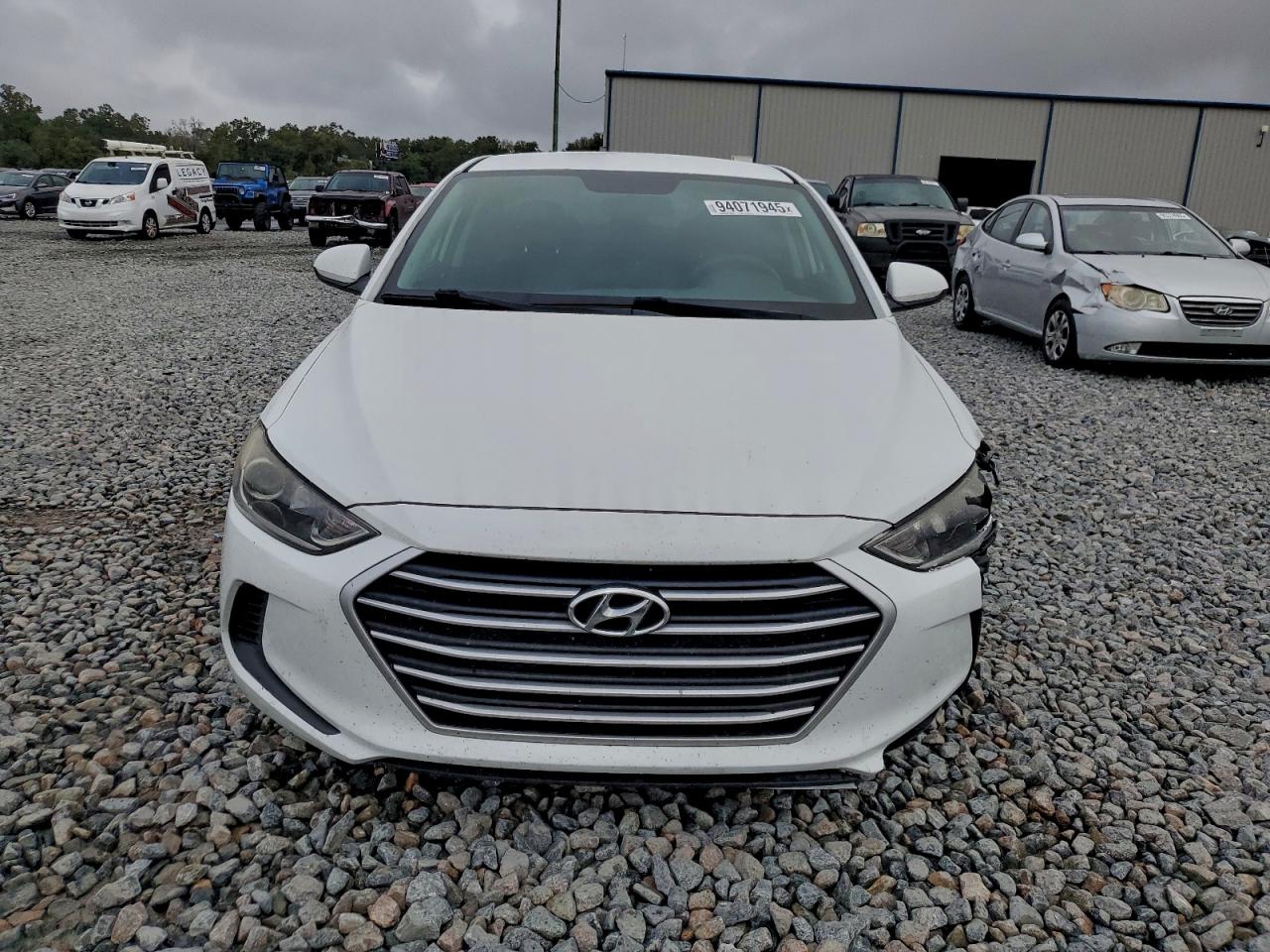 Hyundai ELANTRA Sel Image 7