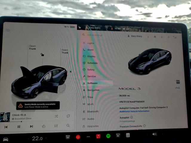 Tesla Model 3 Image 10