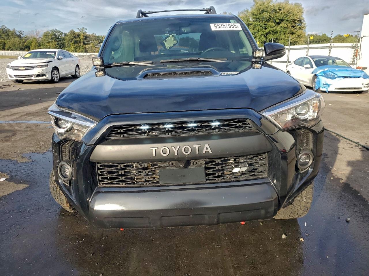 Toyota 4Runner Sr5 Premium Image 9