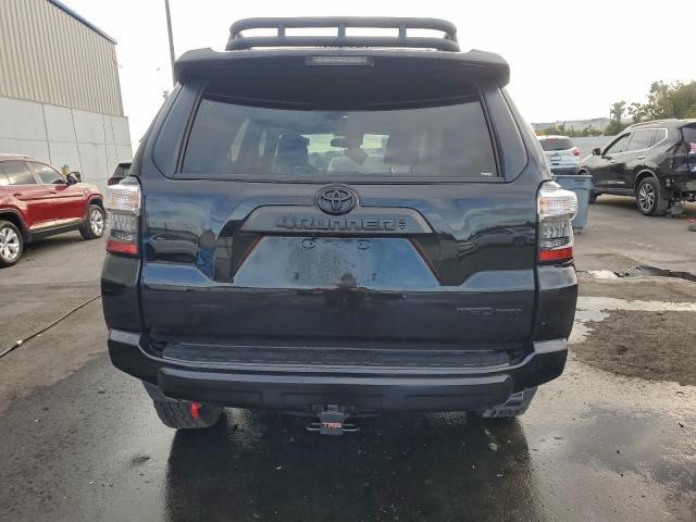 Toyota 4Runner Sr5 Premium Image 12
