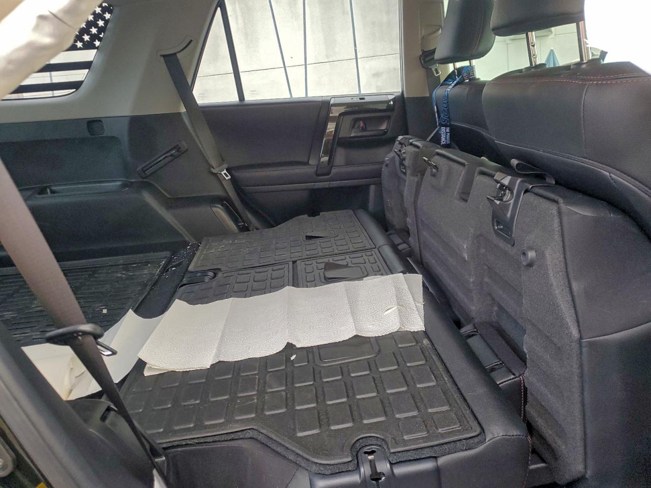 Toyota 4Runner Sr5 Premium Image 4