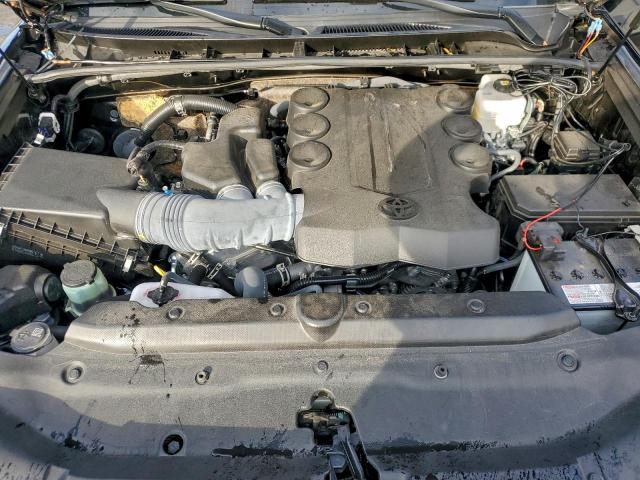 Toyota 4Runner Sr5 Premium Image 3