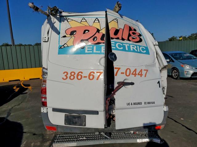 Mercedes-Benz Sprinter 2500 Image 5