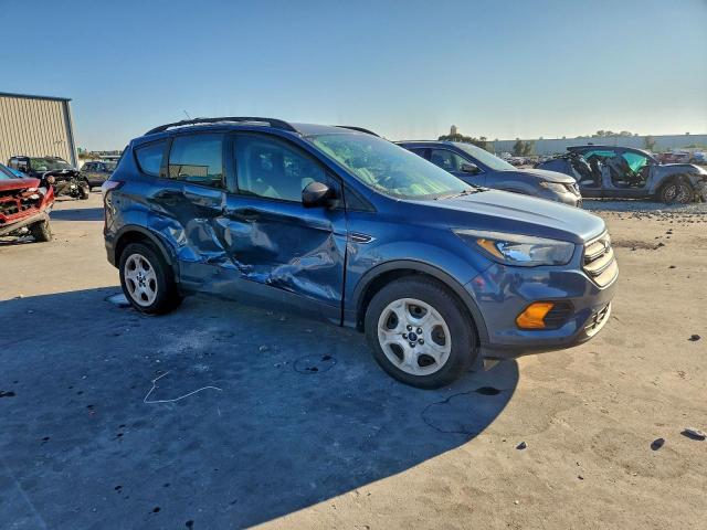 Ford Escape S Image 2