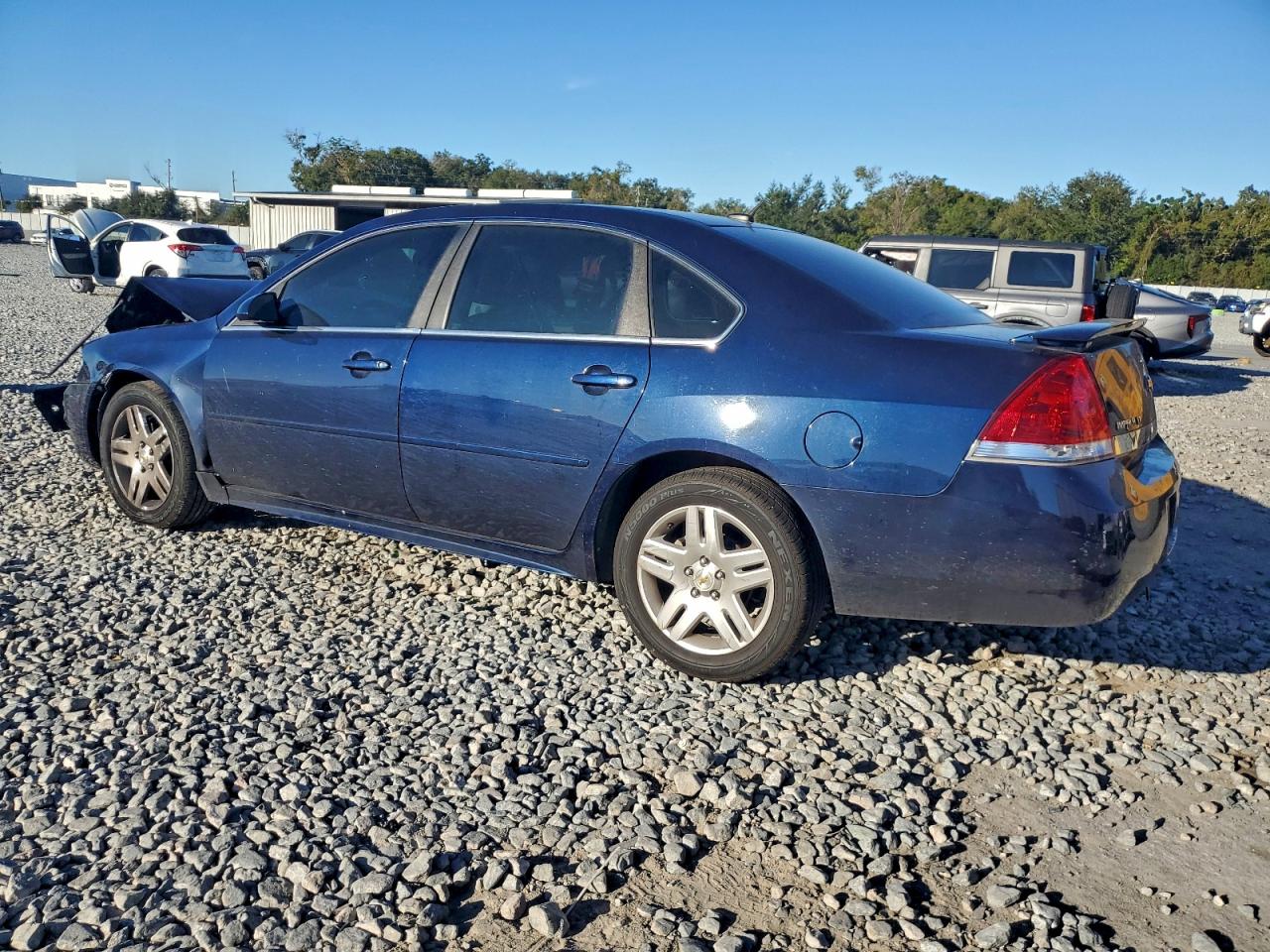 Chevrolet Impala Lt Image 4