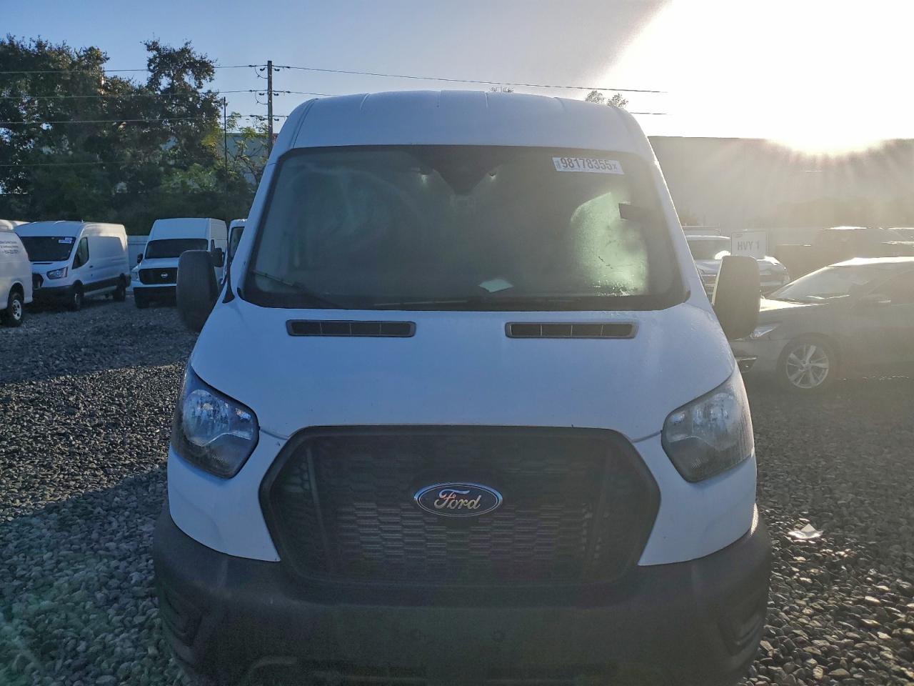 Ford Transit T-250 Image 7